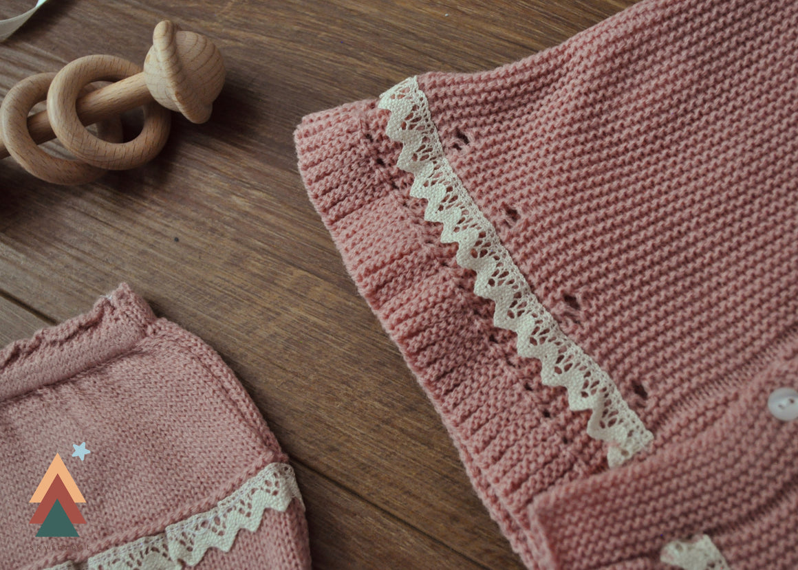 Newborn Girl Coming Home Outfit, baby pink lace layette trim, Baby girl boy take home set