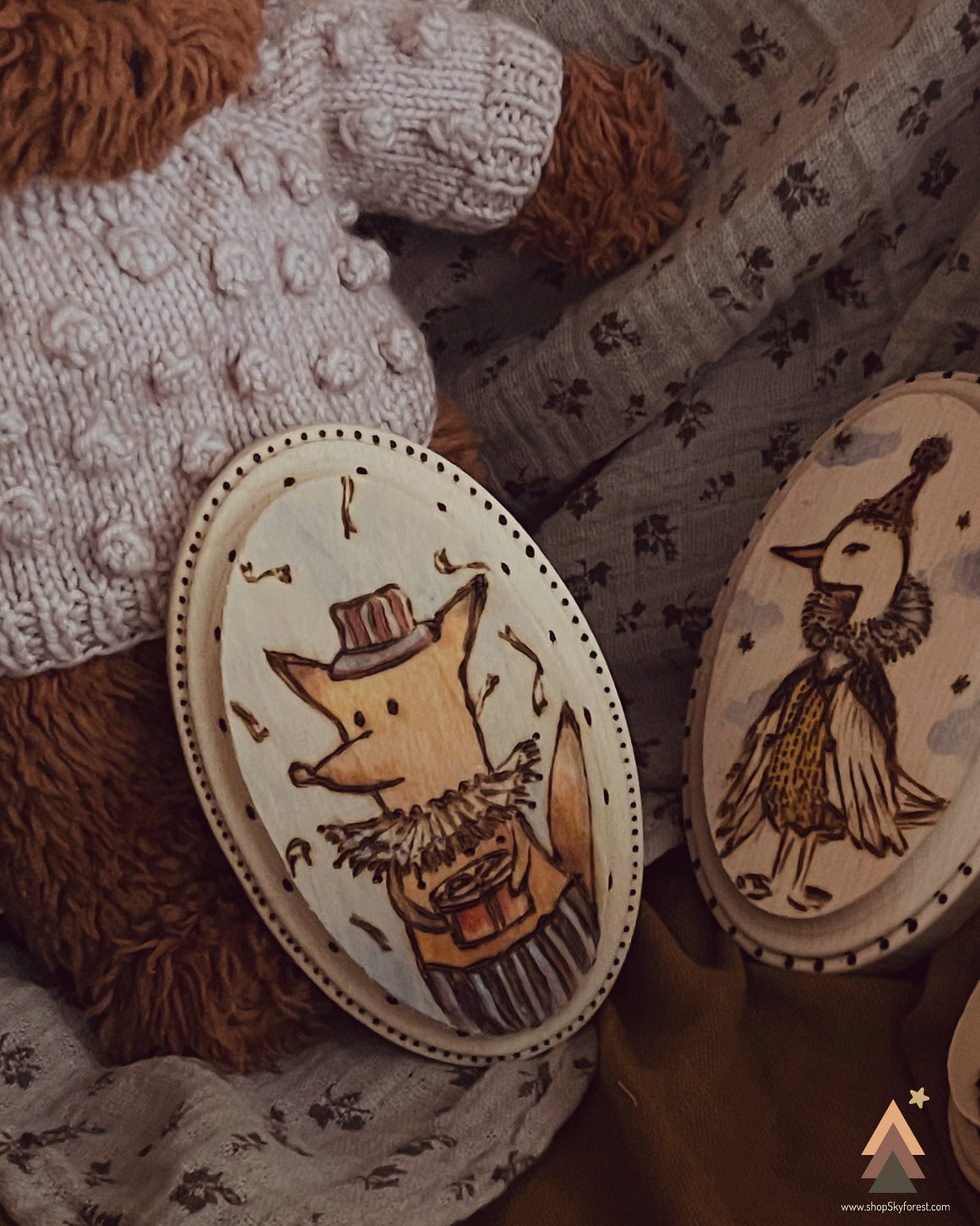 Eddie the fox nursery wall mount