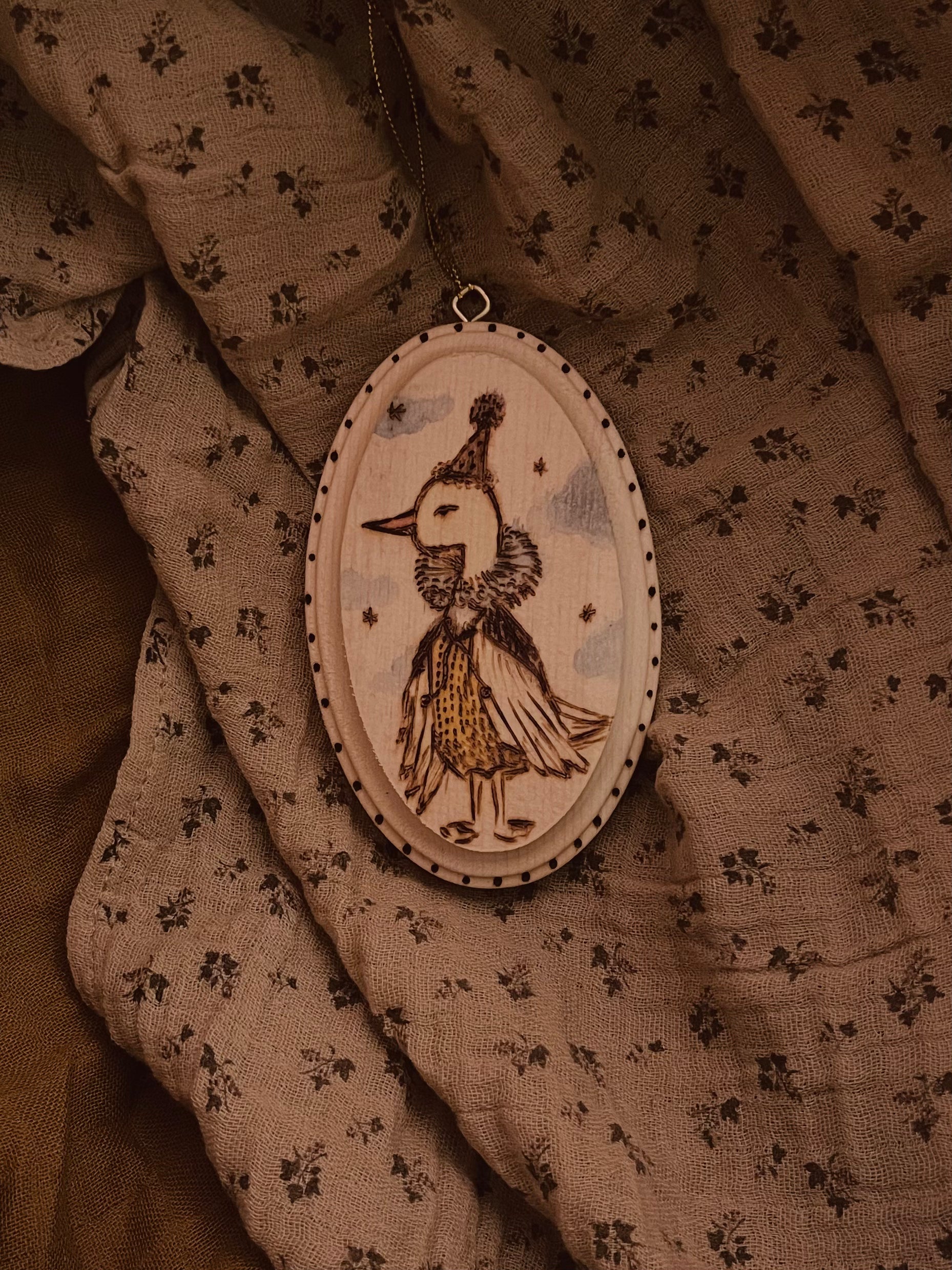 Circus daisy nursery wall mount